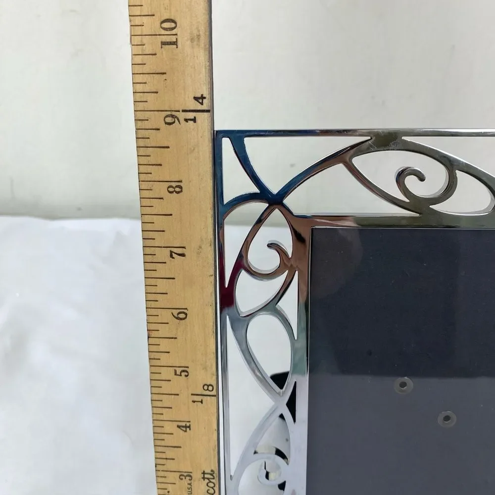 Elegant Art Nouveau Style chrome Photo Frame 4x6